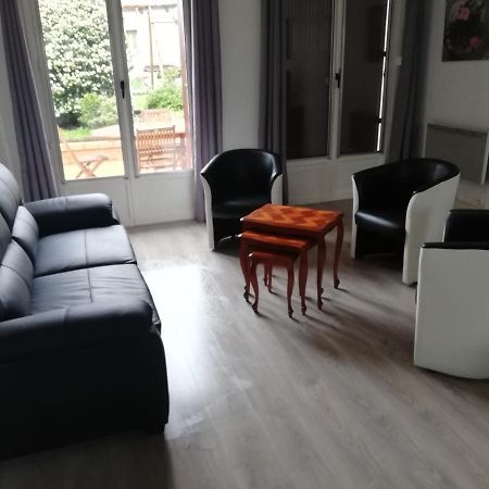 Les Rosiers D'Y Villa Nevers Exteriör bild