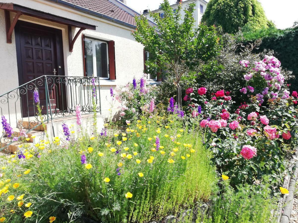 Les Rosiers D'Y Villa Nevers Exteriör bild